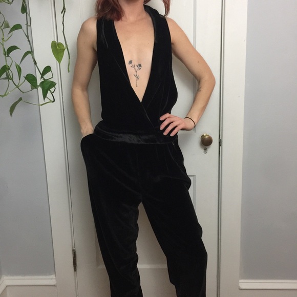 NWT HARLYN Anthro Velvet Sleeveless Jumpsuit - Picture 3 of 8